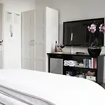 Velvetamsterdam Homestay
